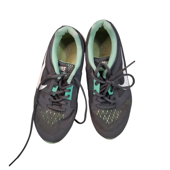 Nike | Tri Fusion Run Sneakers | Gray Mint Green | Women Size 7.5 - Picture 2 of 11